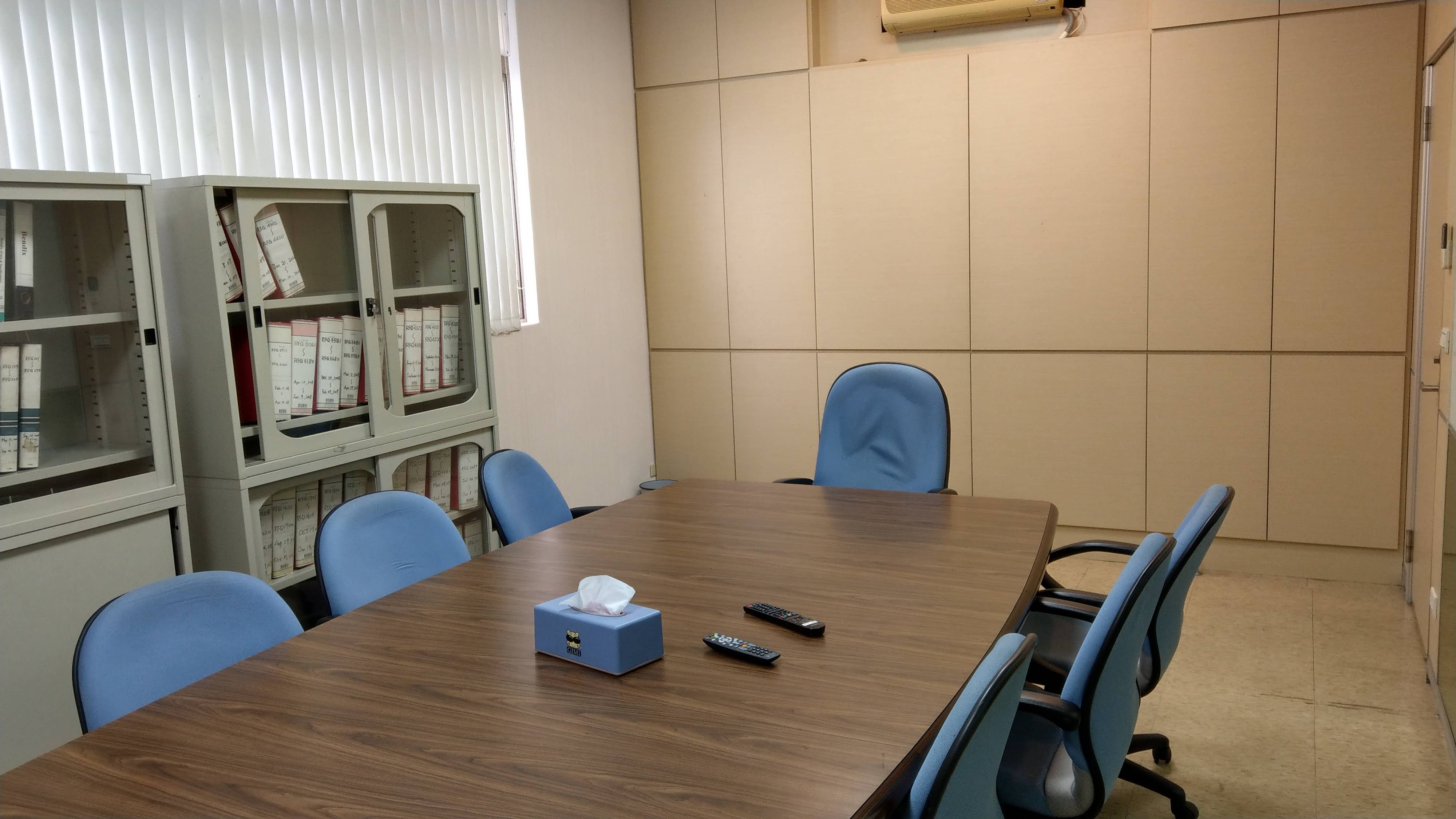Unisontek Office Meeting room
